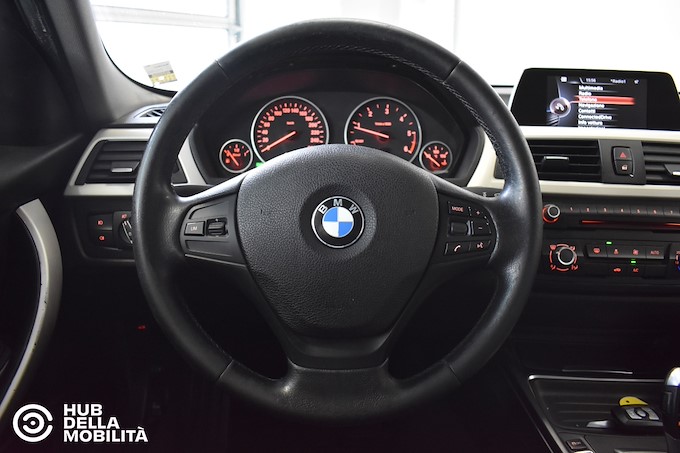 BMW 320d xDrive Touring Business aut.
